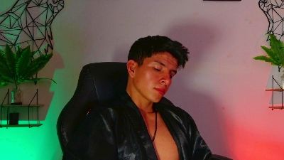 vincent_kane live cam on Cam4