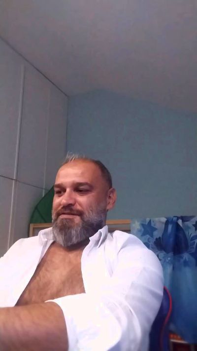 vincenzodg live cam on Cam4