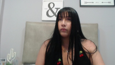 violet_rouss live cam on Cam4