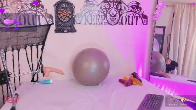 violeta_hot22 live cam on Cam4