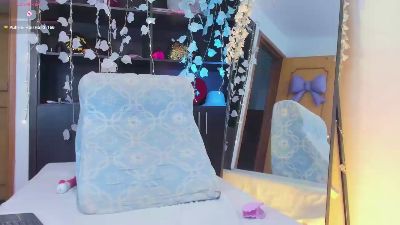 violeta_hot22 live cam on Cam4