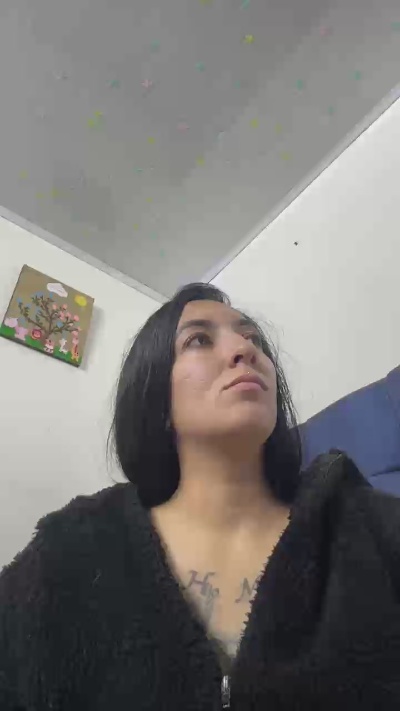 violeta_v1 live cam on Cam4