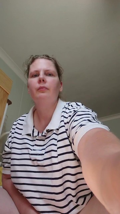 viplindylinn live cam on Cam4