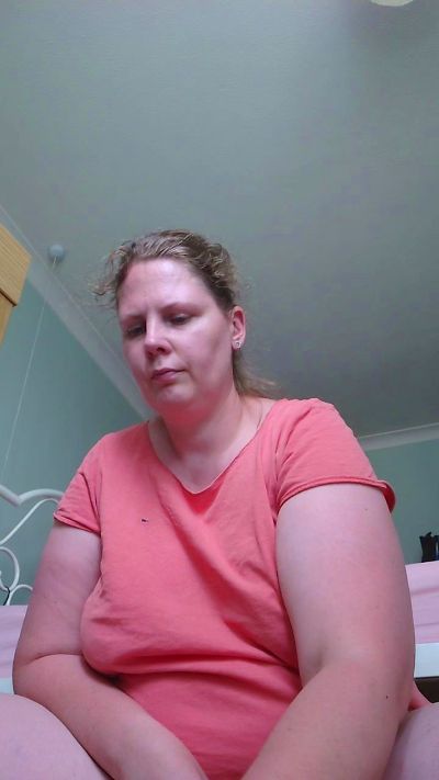viplindylinn live cam on Cam4
