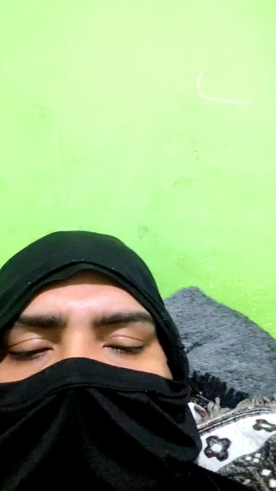 vitor_352 live cam on Cam4