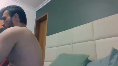 vitornali31 live cam on Cam4