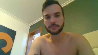 vitornali31 live cam on Cam4