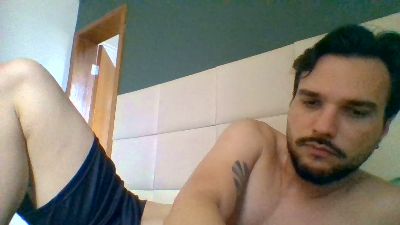 vitornali31 live cam on Cam4