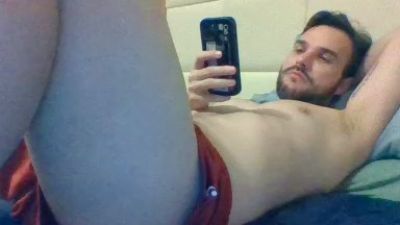 vitornali31 live cam on Cam4