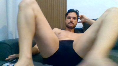 vitornali31 live cam on Cam4