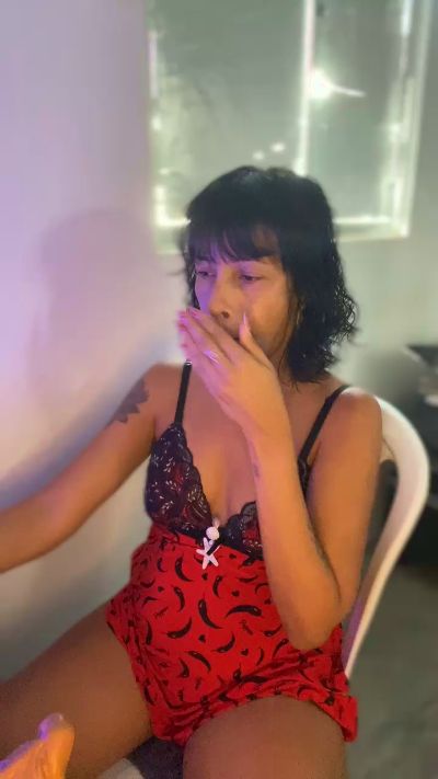 vivi180 live cam on Cam4