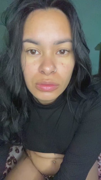 vixxen2 live cam on Cam4
