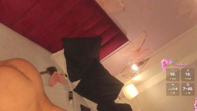 vnuss__ live cam on Cam4
