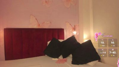 vnuss__ live cam on Cam4