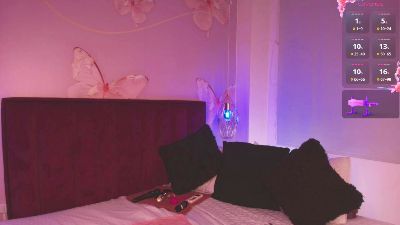 vnuss__ live cam on Cam4