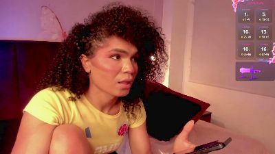vnuss__ live cam on Cam4