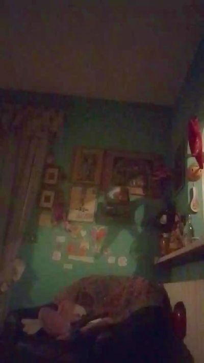 vogliaporcellin live cam on Cam4