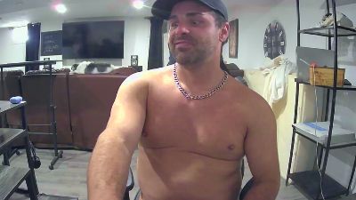 volcom_25 live cam on Cam4