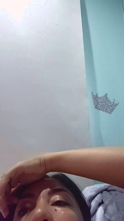 vulma4 live cam on Cam4