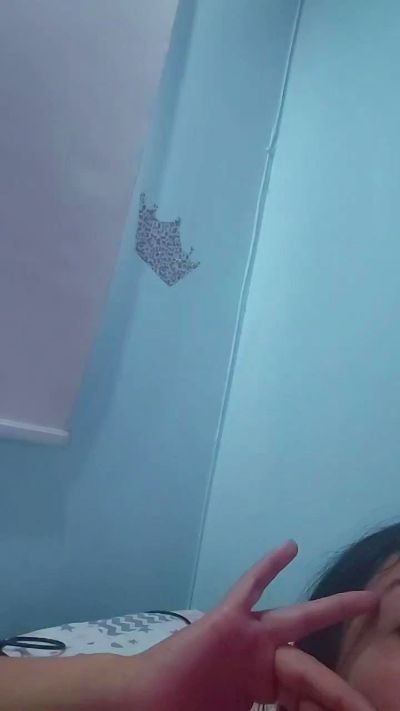 vulma4 live cam on Cam4