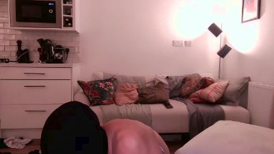 vvoys5 live cam on Cam4