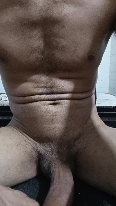 vzlaman_24cm live cam on Cam4