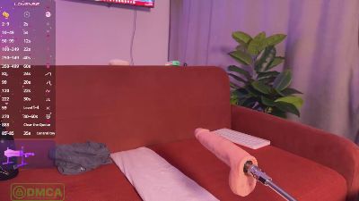 walt_enjoy live cam on Cam4