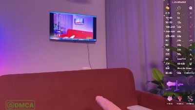 walt_enjoy live cam on Cam4
