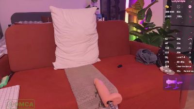 walt_enjoy live cam on Cam4