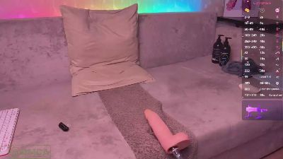 walt_enjoy live cam on Cam4