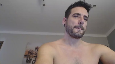 wapos25 live cam on Cam4
