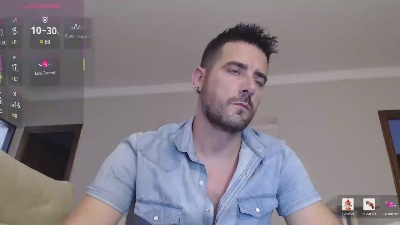 wapos25 live cam on Cam4