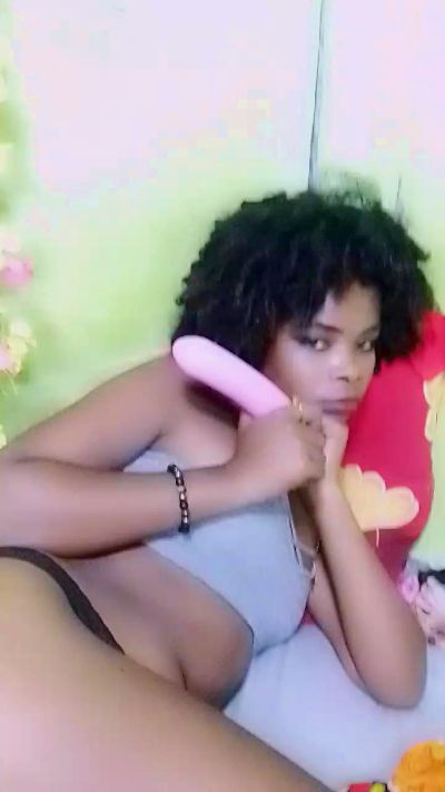 waren22 live cam on Cam4
