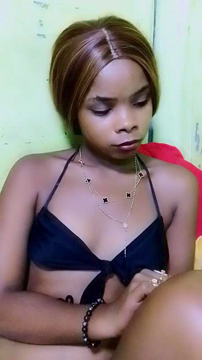 waren22 live cam on Cam4