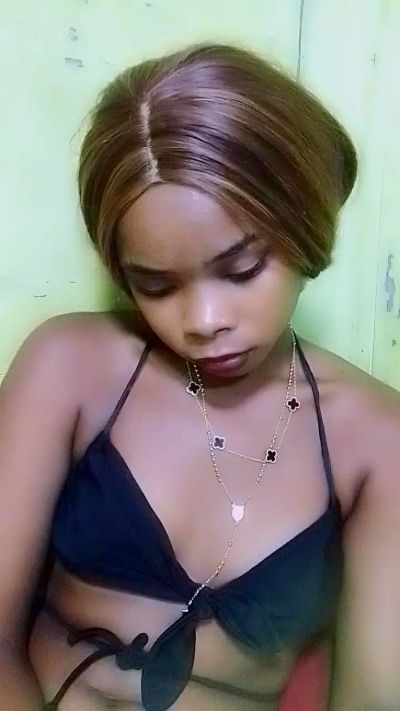 waren22 live cam on Cam4
