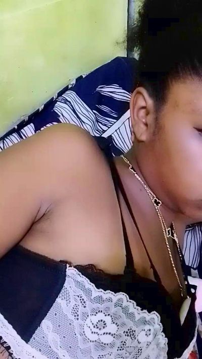 waren22 live cam on Cam4