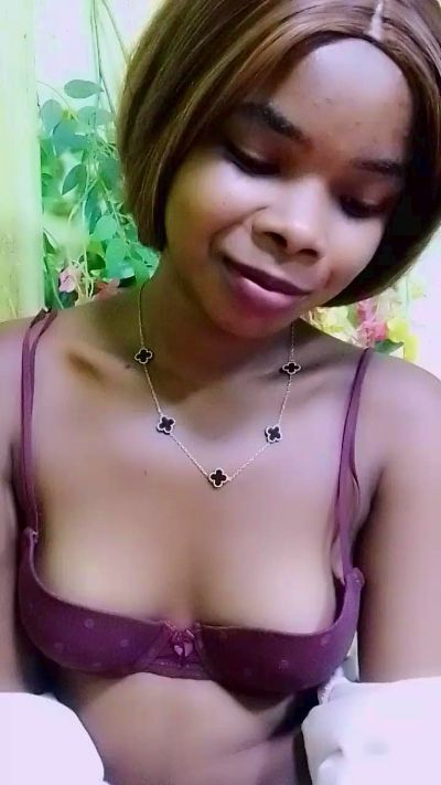 waren22 live cam on Cam4