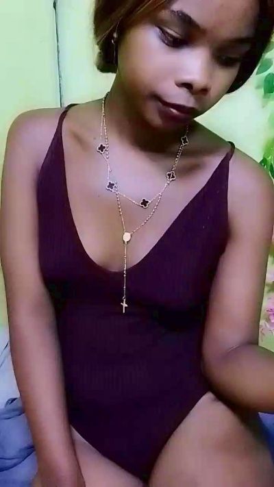 waren22 live cam on Cam4
