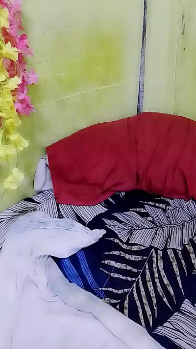 waren22 live cam on Cam4