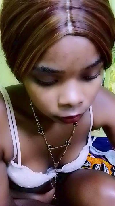 waren22 live cam on Cam4