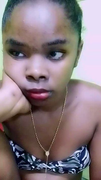 waren22 live cam on Cam4