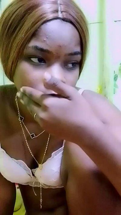 waren22 live cam on Cam4