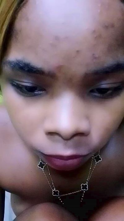 waren22 live cam on Cam4