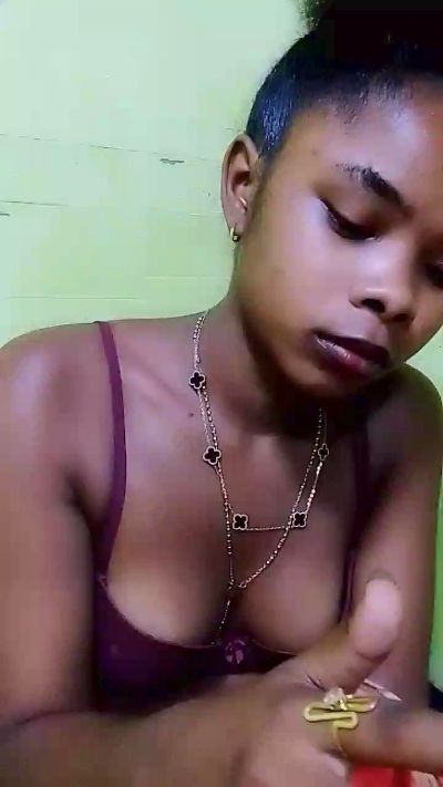waren22 live cam on Cam4