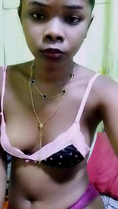 waren22 live cam on Cam4