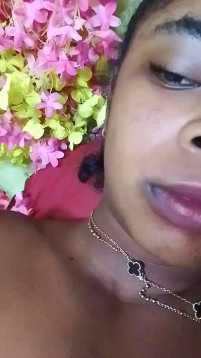 waren22 live cam on Cam4