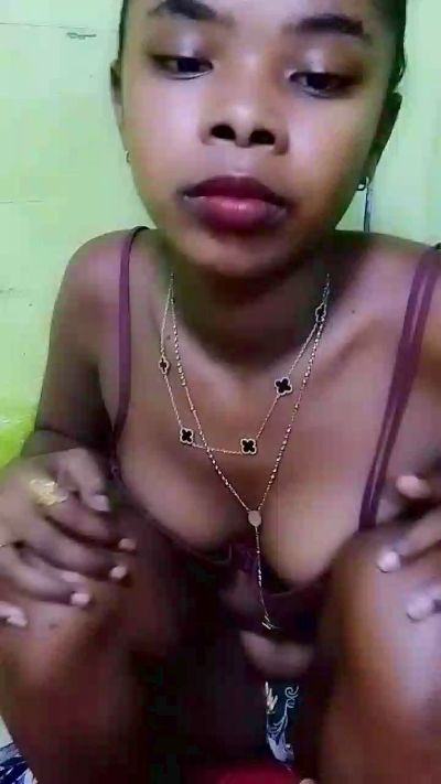 waren22 live cam on Cam4