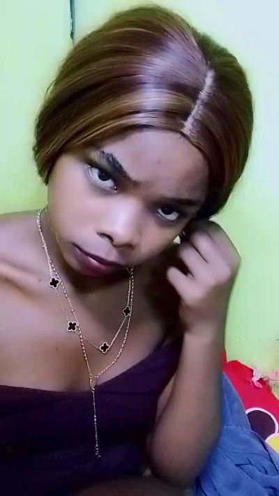 waren22 live cam on Cam4