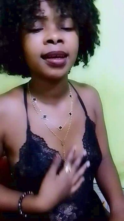 waren22 live cam on Cam4