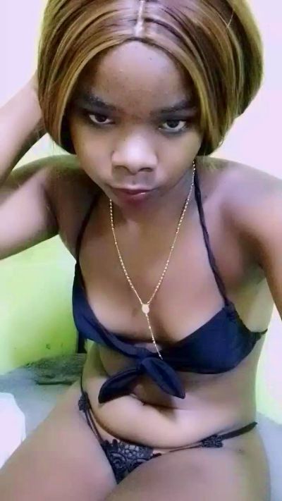 waren22 live cam on Cam4